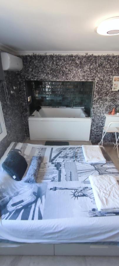 Apartamento Latorre Jacuzzi Jerez Jerez de la Frontera Exterior foto